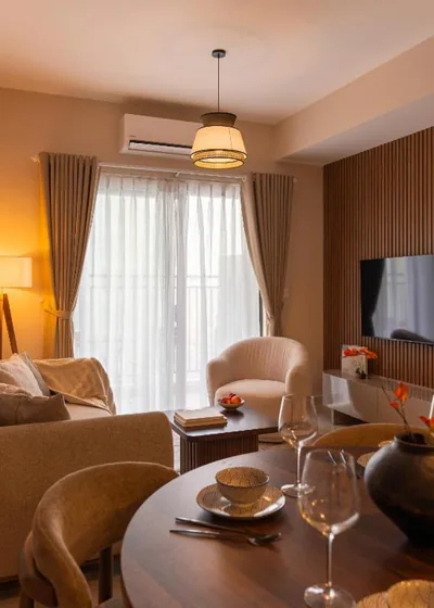 Appartement Deluxe de deux chambres avec balcon — Soho Residence and Apartments by Acacia Living - City Center District 1 - Near Bui Vien